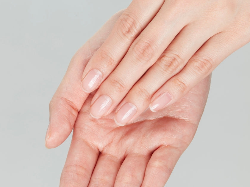 Linee di Beau sulle unghie: cosa sono, cause e trattamenti