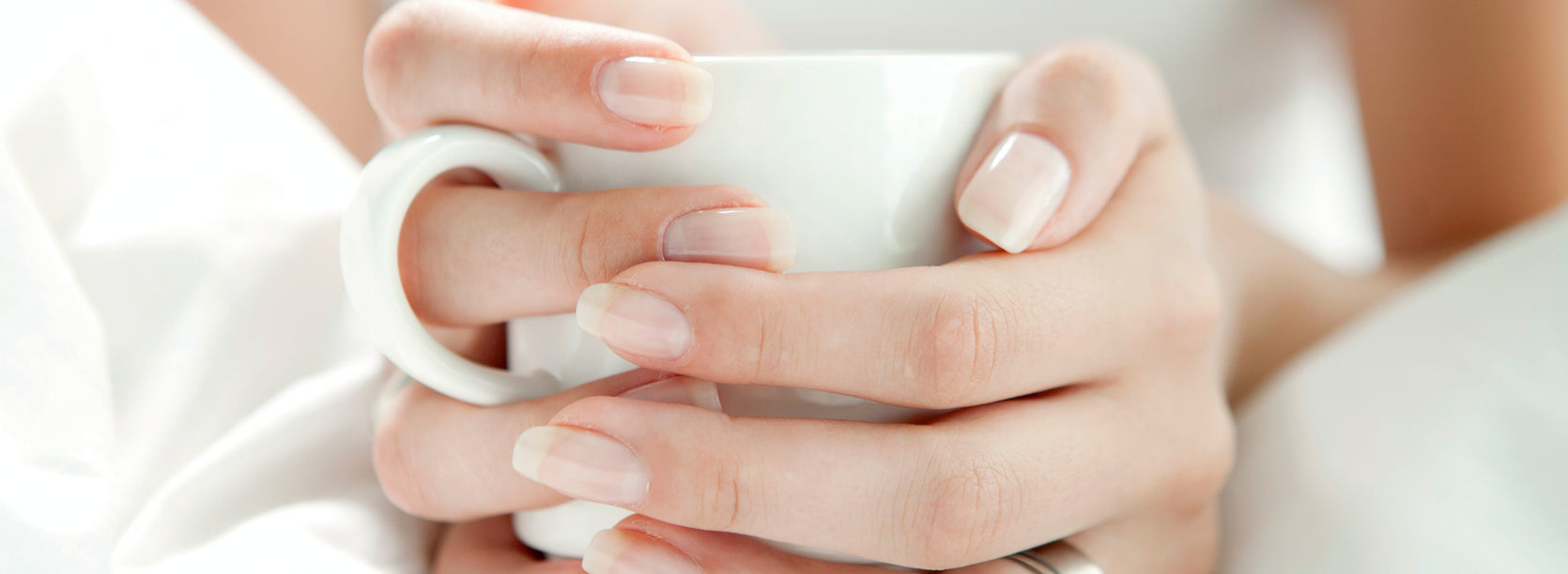 8 consigli per far crescere le unghie forti